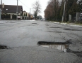 Samospráva - MICHALOVCE:  Toto sú najrozbitejšie cesty v meste - P1220965.JPG