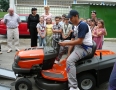 Samospráva - Žiaci vyhrali pre školu traktor. Namaľovali záhradu - P1120915.JPG