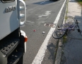 Krimi - NEHODA: Kamión narazil v Michalovciach do cyklistu - P1200790.JPG