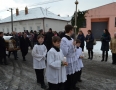 Cirkev - MICHALOVCE: Stovky ľudí vzdali úctu sv. Terézii z Lisieux - 2.JPG