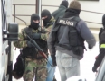 Krimi - Kukláči asi zadržali  v Michalovciach dílera drog - P1180736.JPG