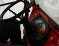 Samospráva - V Michalovciach bojujú so snehom aj záhradné traktory - P1180894.JPG