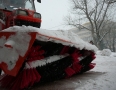 Samospráva - V Michalovciach bojujú so snehom aj záhradné traktory - P1180896.JPG