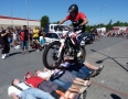 Relax - Motorkár preskočil v Michalovciach osem ľudí   - P1000936.JPG