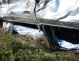 Krimi - Luxusné Audi narazilo do nákladiaka a skončilo na streche - P1160182.JPG