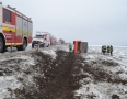 Krimi - DRÁMA PRED MICHALOVCAMI:  Autobus sa prevrátil do poľa. Hlásia aj zranených   - DSC_6166.JPG