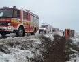 Krimi - DRÁMA PRED MICHALOVCAMI:  Autobus sa prevrátil do poľa. Hlásia aj zranených   - DSC_6167.JPG