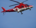 Krimi - NEHODA:  Po čelnej zrážke sú traja zranení. Zasahoval aj vrtulník - P1270274.JPG