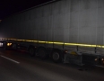 Krimi - NEHODA PRED MICHALOVCAMI: Zrážka osobného auta s kamiónom - DSC_1021.JPG
