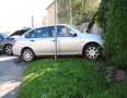 Krimi - NEHODA V MICHALOVCACH:  Pri zrážke dvoch áut sa zranil chodec   - 14.jpg