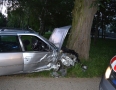 Krimi - MICHALOVCE: Vodič, ktorý narazil do stromu bol opitý. Nafúkal 2,1 promile - DSC_0193.jpg