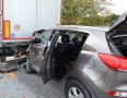 Krimi - NEHODA PRI MICHALOVCIACH: Vážna zrážka kamióna s osobným autom - 10.jpg
