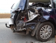 Krimi - NEHODA PRI MICHALOVCIACH: Vážna zrážka kamióna s osobným autom - 18.jpg