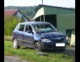 Krimi - NEHODA: Auto vrazilo do autobusovej zastávky - P1270062.JPG