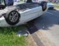 Krimi - NEHODA v MICHALOVCIACH: Mercedes skončil prevrátený na streche - DSC_4591.jpg
