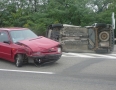 Krimi - DESIVÁ NEHODA PRED MICHALOVCAMI: Auto zostalo po zrážke prevrátené na ceste - P1280626.JPG