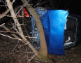 Krimi - MICHALOVCE: Vodič prerazil zábradlie a narazil do stromu - 1.JPG
