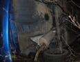 Krimi - MICHALOVCE: Vodič prerazil zábradlie a narazil do stromu - 14.JPG