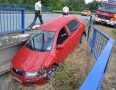 Krimi - NEHODA NA ŠÍRAVE: Auto vyletelo z cesty a zostalo visieť z mosta - DSC_5178.jpg