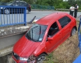 Krimi - NEHODA NA ŠÍRAVE: Auto vyletelo z cesty a zostalo visieť z mosta - DSC_5187.jpg