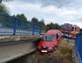 Krimi - NEHODA NA ŠÍRAVE: Auto vyletelo z cesty a zostalo visieť z mosta - DSC_5203.jpg