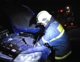 Krimi - NEHODA: Auto vyletelo z cesty a narazilo do plota - 25.JPG