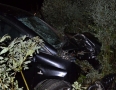 Krimi - BRUTÁLNA NEHODA: Vodič narazil do stromu. Auto sa viackrát prevrátilo - DSC_1675.jpg