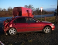 Krimi - NEHODA: Zdemolované auto pred Pozdišovcami - P1180555.JPG