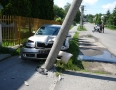 Krimi - NEHODA V MICHALOVCIACH: Mladík narazil do stĺpa. Polícia uzavrela ulicu - P1290386.JPG