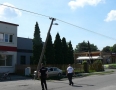 Krimi - NEHODA V MICHALOVCIACH: Mladík narazil do stĺpa. Polícia uzavrela ulicu - P1290395.JPG