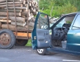 Krimi - NEHODA NA ŠÍRAVE: Auto vrazilo do traktora s drevom - DSC_3586.jpg