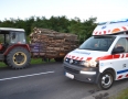 Krimi - NEHODA NA ŠÍRAVE: Auto vrazilo do traktora s drevom - DSC_3610.jpg