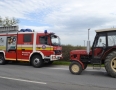 Krimi - VÁŽNA NEHODA PRED MICHALOVCAMI: Zrážka traktora a dvoch áut - DSC_8140.JPG
