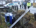 Krimi - NEHODA:  Vodička s dcérkou vleteli autom do potoka - P1180216.JPG