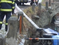 Krimi - NEHODA:  Vodička s dcérkou vleteli autom do potoka - P1180226.JPG