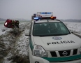 Krimi - ŠÍRAVA: Auto skončilo prevrátené v poli - P1220656.JPG