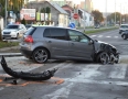 Krimi - NEHODA V MICHALOVCIACH: Rozbitý volkswagen a zdemolovaný stĺp - 27.jpg