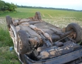 Krimi - NEHODA: Po zrážke s Audi robila Škodovka kotrmelce a skončila na streche - P1270604.JPG