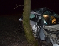 Krimi - Desivá nehoda pred Michalovcami: Vodič vrazil do stromu - 3.jpg