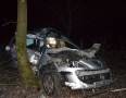 Krimi - Desivá nehoda pred Michalovcami: Vodič vrazil do stromu - 6.jpg