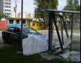 Krimi - NEHODA V MICHALOVCIACH: Vodič vletel s autom do autobusovej zastávky - P1270812.JPG
