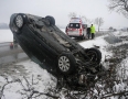 Krimi - NEHODA PRED MICHALOVCAMI: Audi vrazilo do stromu a skončilo na streche - P1280870.JPG