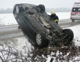 Krimi - NEHODA PRED MICHALOVCAMI: Audi vrazilo do stromu a skončilo na streche - P1280878.JPG
