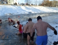 Relax - V ľadovom Laborci plávalo v Michalovciach 45 otužilcov. Pozrite si fotky - DSC_5360.JPG