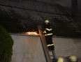 Krimi - POŽIAR: Dom v plameňoch. Zasahovali 4 hasičské autá - 24.jpg