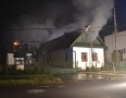 Krimi - POŽIAR: Dom v plameňoch. Zasahovali 4 hasičské autá - 34.jpg