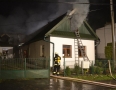 Krimi - POŽIAR: Dom v plameňoch. Zasahovali 4 hasičské autá - 35.jpg