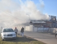 Krimi - POŽIAR V MICHALOVCIACH:  Z budovy šľahali niekoľkometrové plamene - RAN_0177.jpg