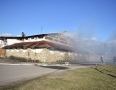 Krimi - POŽIAR V MICHALOVCIACH:  Z budovy šľahali niekoľkometrové plamene - RAN_0230.jpg