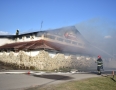 Krimi - POŽIAR V MICHALOVCIACH:  Z budovy šľahali niekoľkometrové plamene - RAN_0234.jpg